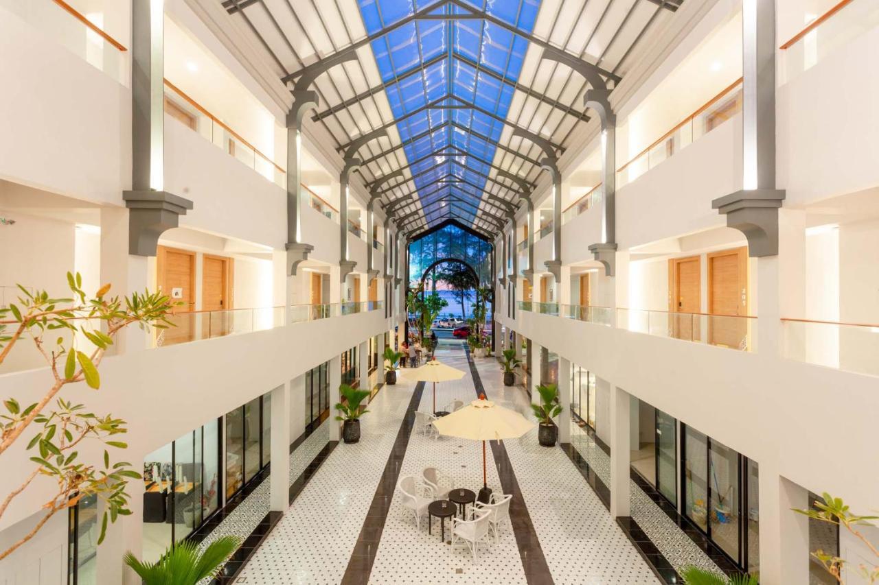 Anona Beachfront Phuket Resort-Sha Extra Plus Patong Екстериор снимка