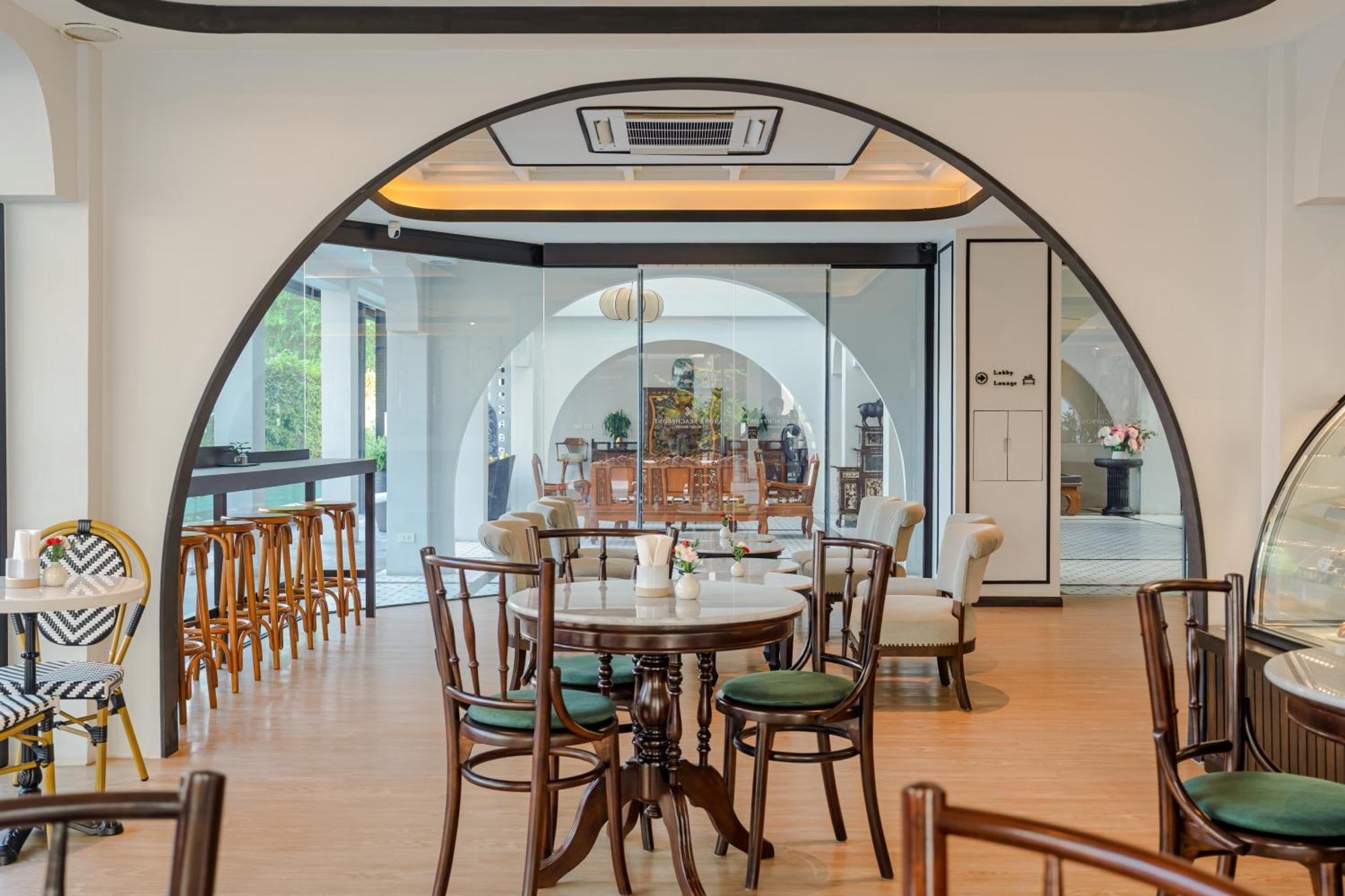 Anona Beachfront Phuket Resort-Sha Extra Plus Patong Екстериор снимка